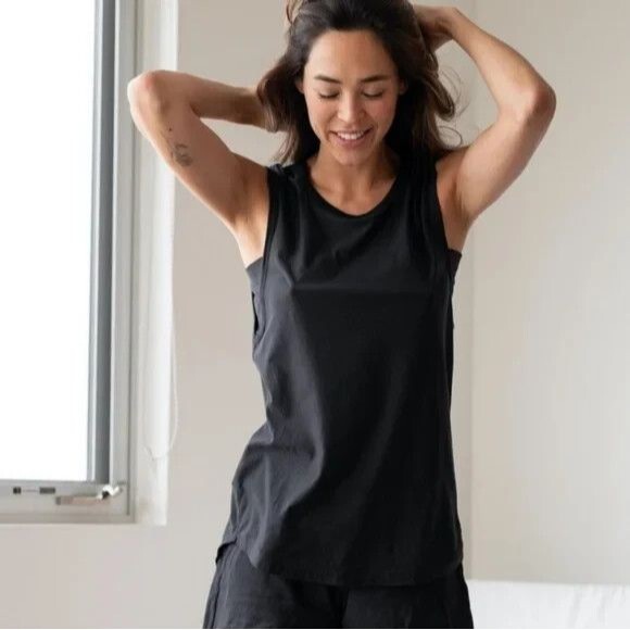 Lunya Womens Black Sleeveless Cotton Poly Crew Neck Muscle Tee Tank Top Sz XL - Picture 1 of 8